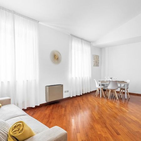 Central Luxurious Apartment Duomo A/C-Wi-Fi Free Mediolan Zewnętrze zdjęcie